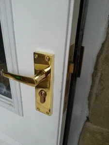 Pasadena Local Locksmith Service Pasadena, TX 832-900-8501 - broken-key-extraction