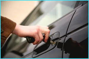 Pasadena Local Locksmith Service Pasadena, TX 832-900-8501 - car-door-unlocking